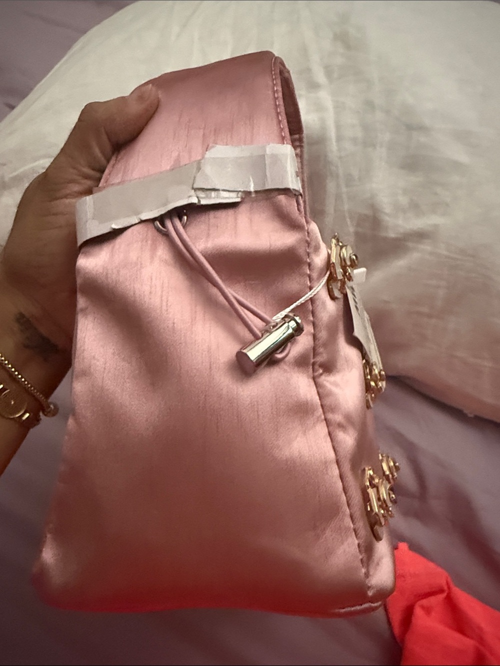 MOST WANTED USA Satin polyester pink bag with magnetic lock - Picture 6 of 10